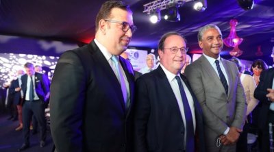 الرئيس الفرنسي السابق فرنسوا هولاند في تونس 