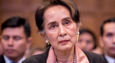 السجن للزعيمة البورمية أونغ سان سو تشي 4 سنوات بعد إدانتها بمعارضة الجيش