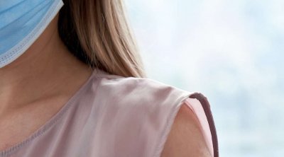 دراسة : التطعيم بجرعتين مختلفتين من لقاحات كورونا يعطي مناعة أقوى