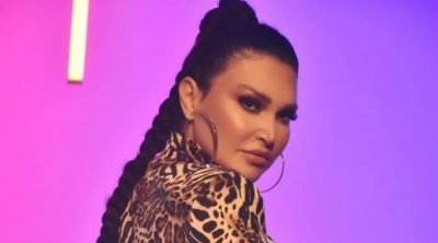 نجلاء التونسية تقلد نيكي ميناج في ''BIG MAMA''