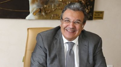 البياحي : هناك إمكانية أن تلجأ تونس إلى نادي باريس