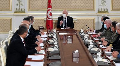 قيس سعيد : التحقيقات جارية في حريق مقر النهضة و نتمنى الشفاء لجميع المصابين