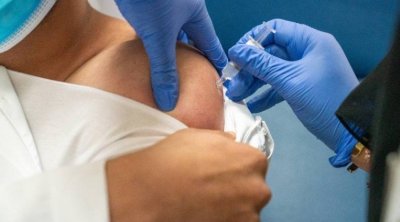 تونس : تطعيم 32258 شخصا يوم 12 ديسمبر