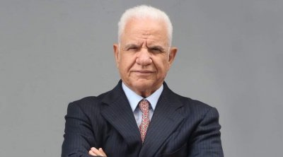 الصادق شعبان يشيد بقرارت قيس سعيد 