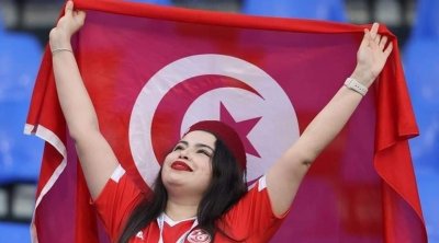 حضور غفير للجماهير التونسية في مباراة تونس و مصر (فيديو)
