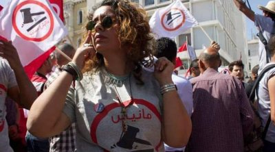 4 سجنا و خطية مالية في حق الناشطة مريم بريبري بعد نشرها لفيديو اعتداء أمني على مواطن 