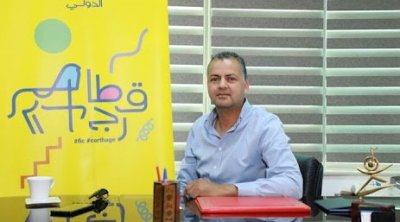 الفنان التونسي عماد عليبي يتحصل على جائزة وسام الفنون والآداب الفرنسي