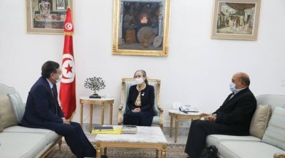 نجلاء بودن تلتقي رئيس الجامعة التونسية لمديري الصحف