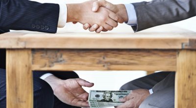 خبير في مجال الحوكمة ومكافحة الفساد: الفساد في تونس ثقافة 