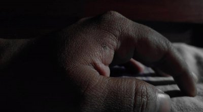 نابل : شاب كونغولي ينتحر شنقا حزنا على زوجته المتوفية 