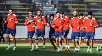 بعد إلغاء حصة الأمس : المنتخب يواصل تحضيراته لكان الكاميرون