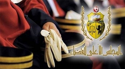 المجلس الأعلى للقضاء يحذّر قيس سعيد 