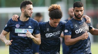 المنتخب الوطني يرفع نسق التحضيرات و المساكني يتحول الى الكاميرون 