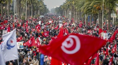 النهضة تدعو إلى التظاهر يوم 14 جانفي