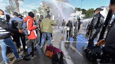 نقابة الصحفيين تدين بشدة الإعتداءات و الإيقافات في صفوف منظوريها