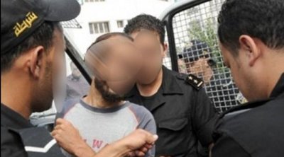 قبلي : 4 بطاقات إيداع بالسجن ضد المتهمين بمحاولة طعن أمني