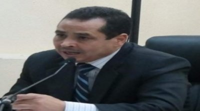 المحكمة الإدارية تلغي قرار إيقاف بشير العكرمي عن العمل