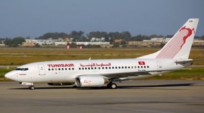 الخطوط التونسية : 7000 موظف لـ 20 طائرة بالكاد تعمل