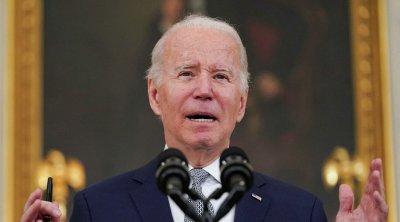 ضبط بايدن وهو يصف مراسل شبكة ''فوكس نيوز'' بـ''ابن العاهرة''