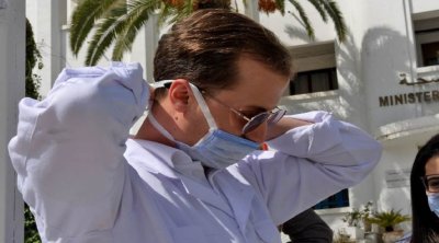 تونس تسجل 13 وفاة و8660 إصابة جديدة بكورونا