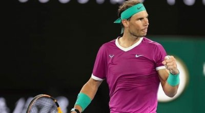 رافيل نادال يتوج بطولة أستراليا المفتوحة للتنس