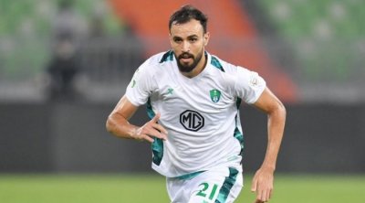 حمدي النقاز يشتكي أهلي جدة السعودي للفيفا