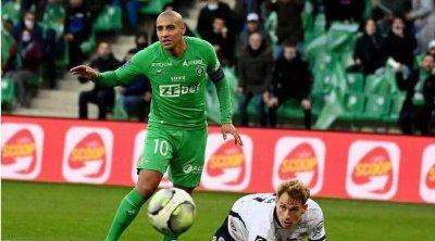 وهبي الخزري يتألق ويسجل هدف مع سانت إتيان