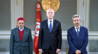 قيس سعيد يؤكد على محاسبة المتورطين في اغتيال بلعيد (فيديو)