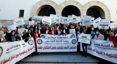 اتحاد القضاة الإداريين يدعو إلى عدم الاعتراف بالمجلس الأعلى المؤقت للقضاء