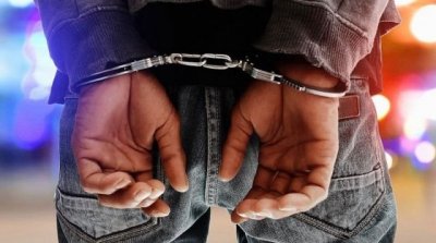 العاصمة: يشوّه وجه زوجته و مرافقها بشفرة حلاقة 