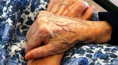 شاب يحول وجهة مسنة ويعتدي عليها في سوسة 