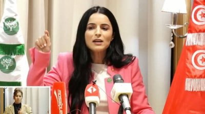 ألفة الحامدي : ندعم قيس سعيد في تصحيح المسار