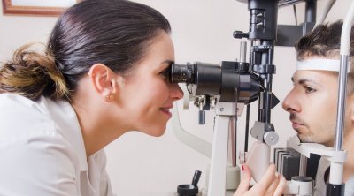 Kasserine : Consultations d’ophtalmologie gratuites au profit de 300 élèves