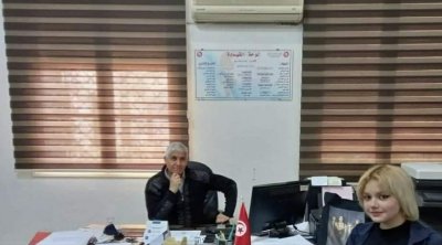 إيقاف مدير معهد بسوسة عن العمل بسبب تضامنه مع تلميذة أوكرانية