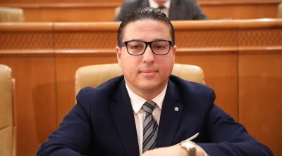 هشام العجبوني: سعيد يشجّع روسيا وأوكرانيا على تغليب الحوار ... ويرفضه داخليّا