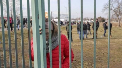 صحيفة تنشر شهادات لأفارقة بينهم عرب تعرضوا للعنصرية على الحدود الأوكرانية مع الاتحاد الأوروبي