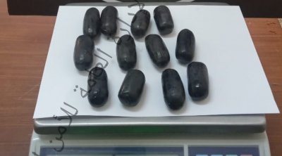 مطار قرطاج : حجز 350 غرام من ''الهيروين'' بحوزة مسافر كان يخفيها داخل أمعائه 