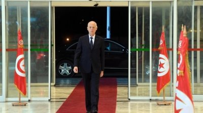 نقيب الصحفيين : التلفزة التونسية تحولت إلى قناة رئاسية