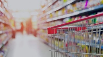 وزارة التجارة تدعو المواطنين إلى تجنب اللهفة و تطمئنهم بتوفر المخزونات