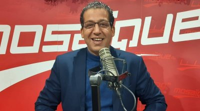 بوبكر بن عكاشة يهاجم مدير إذاعة ''موزاييك'' : مانحبش عروفات يبدلو رأيهم مع الريح