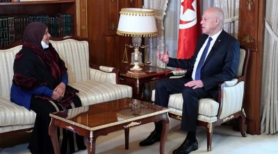 سعيد يستقبل بائعة الخبز التي تمت تخطئتها بسبب 'شكارة سميد' (فيديو)