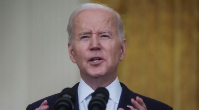 Biden a traite Poutine de criminel de guerre, et promet une aide militaire massive à l’Ukraine