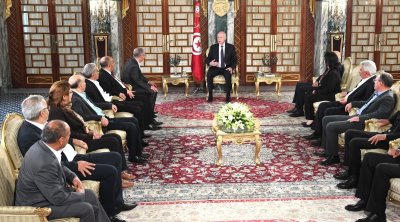 قيس سعيّد يلتقي الطبوبي ويضع شروطا للحوار الوطني (فيديو)