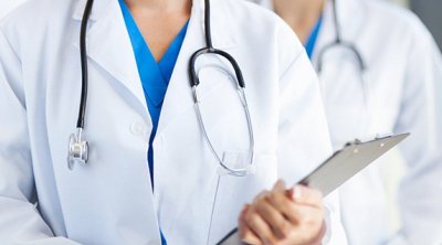 مجمع إستشفائي إيطالي يعتزم إنتداب ممرضين تونسيين