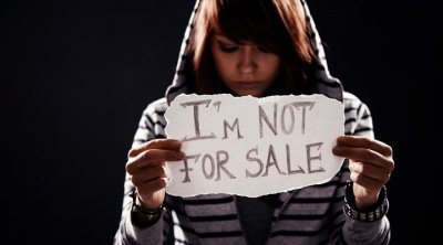 نابل: الإطاحة بشبكة مختصة في إستغلال الفتيات جنسيا للإنجاب خارج إطار الزواج والإتجار بالرضع