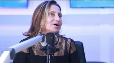 راضية الجربي تثير الغضب بتصريح يحتقر المرأة: البرلمان ما رينا فيه كان عرك النساء (فيديو)