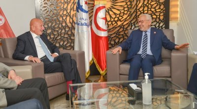 نجيب الشابي يؤدي زيارة للغنوشي في مقر النهضة 