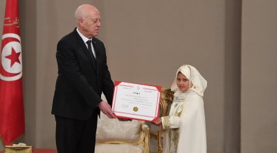 سعيد: نحن نصوم ونصلي بأمر من الله وليس بناء على الفصل الأول من الدستور (صور)