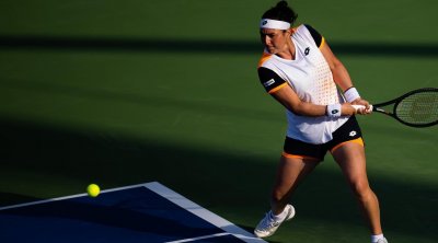 أنس جابر تودع منافسات الزوجي في بطولة شتوتغارت للتنس