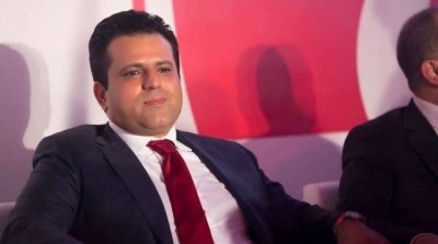 إيقاف سليم الرياحي في مطار دبي 